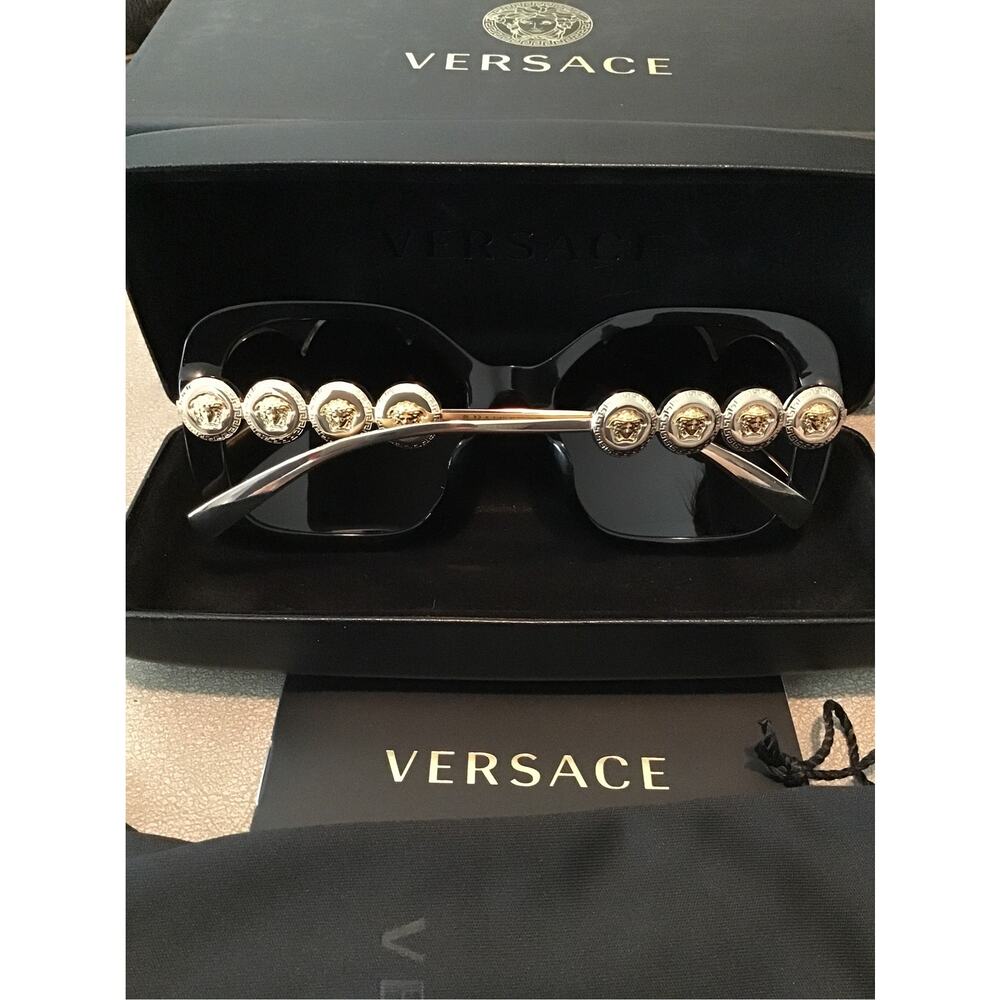 Versace sunglasses - Picture 4 of 7